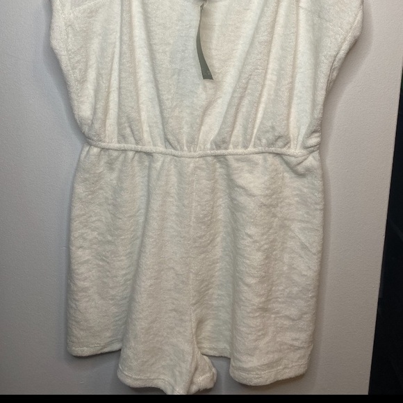 One Piece - Picture 2 of 2